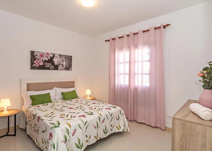 Place To Be By Pvl * Playa Blanca (Lanzarote)